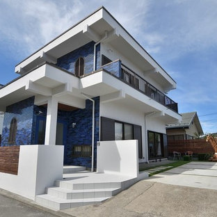 他の地域のミッドセンチュリースタイルのおしゃれな家の外観の写真