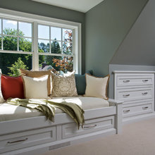 sara bedroom