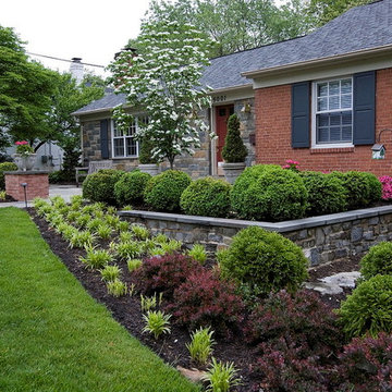 Entry Gardens