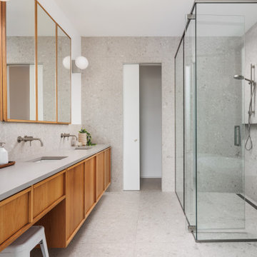 Salle de bain élégante / Elegant bathroom Lachine Montreal