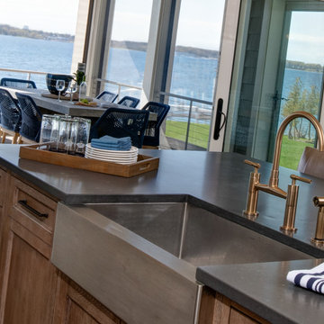 Lake House Getaway