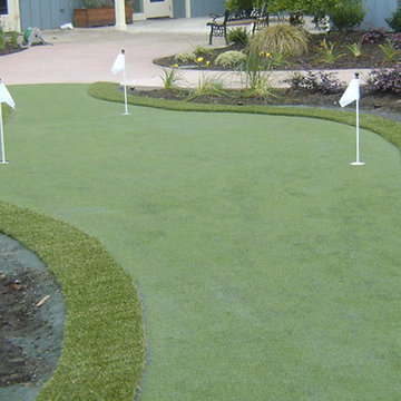Synthetic Putting Greens