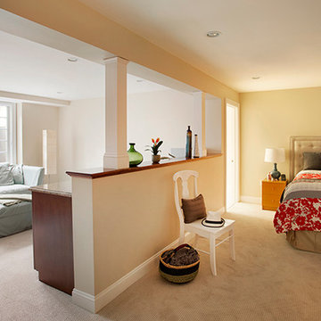 A Fantastique Au Pair Suite