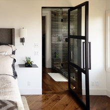door/wall bedroom