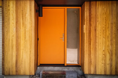 Example of an entryway design in Toronto