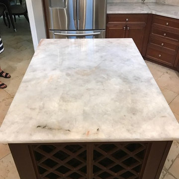 Cristallo Quartzite Counter Tops