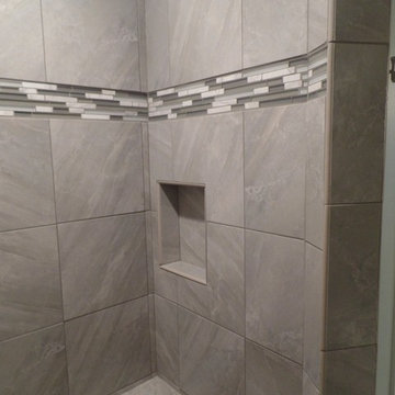 Bartlett Master Bathroom