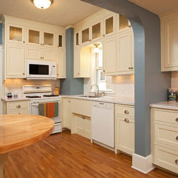 St. Paul Reproduction Kitchen