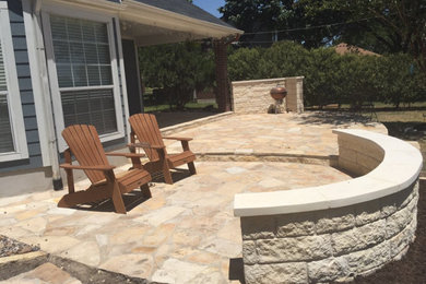 Patio photo in Austin