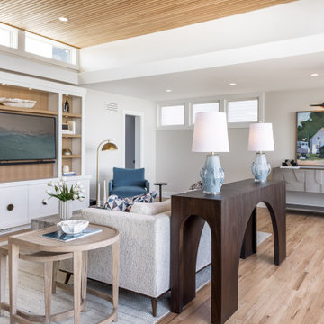 Mid-Century Oasis