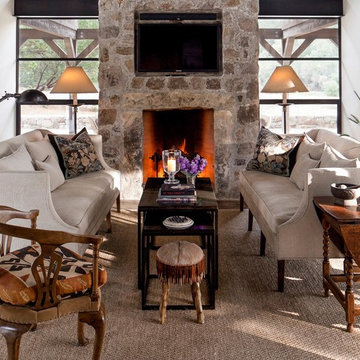 Sonoma Guest Compound