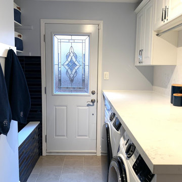 DOG BATH / LAUNDRY / POWDER ROOM