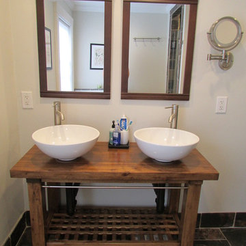 Ikea hack: kitchen island to a vanity