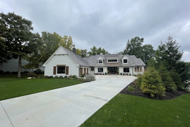 Example of a mountain style exterior home design in Indianapolis