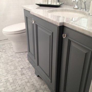 White & Silver Marble Bathroom.