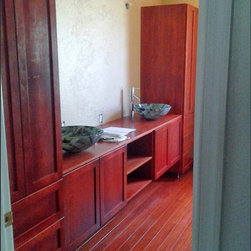 DYNAMIC VANITIES COLLECTION - Products