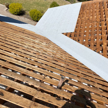 Heavy wood shakes Danville - Installation of mineral surface cap sheet for fire