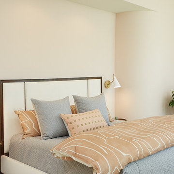 The Holloway - Contemporary Farmhouse