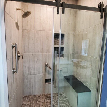 Master Bathroom - Hazel Drive, Bellwood, PA