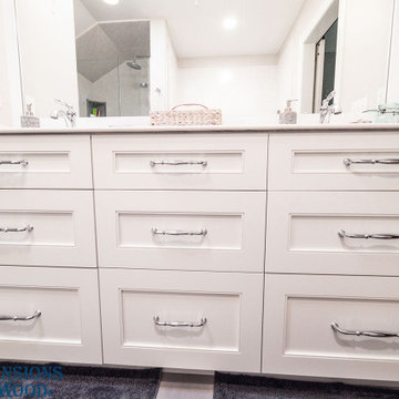Master Bathroom Remodel with Wetwall and Thinscape in Fulton, Missouri