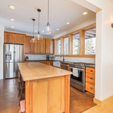 Big Dipper - Staging for Sale