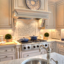 Cream Kitchen