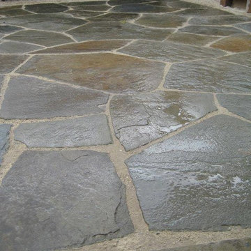 Pennsylavania Bluestone Patio, Walkways, Stone Retaining Walls & Garden Design