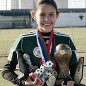 Alexa Cantús foto