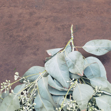Houzz DIY: How to Make a Festive NYE Centerpiece with Bud Botanical