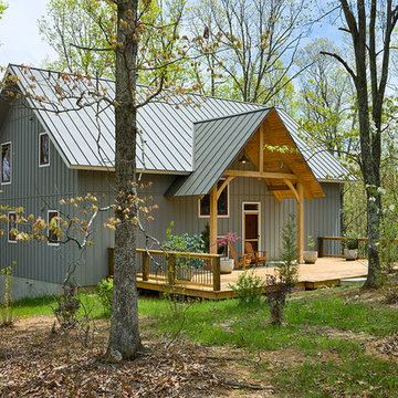The Dancing Oaks Lodge