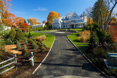 Coastal exterior home idea in New York