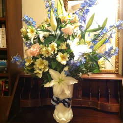 Cut Flower Arrangements - Artificial Flower Arrangements
