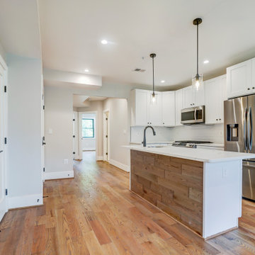 904 Quincy St NE #2