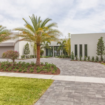 Delaire Country Club H House