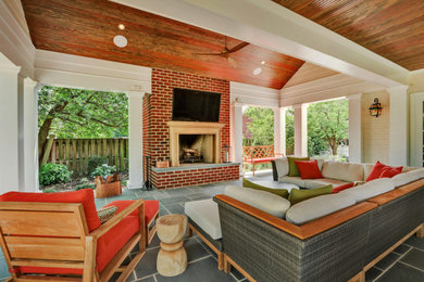 Elegant family room photo in Richmond