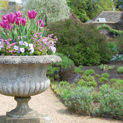 Limestone Planters - Outdoor Pots And Planters