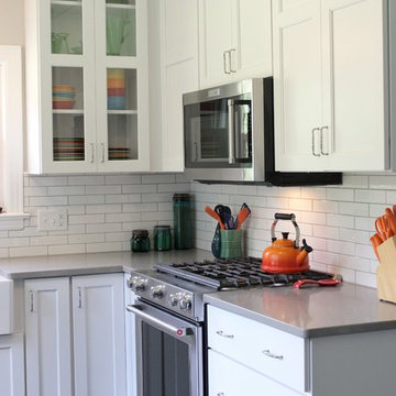 Moline, IL- Remodeled Farmhouse Kitchen Showcases New Traditional Style