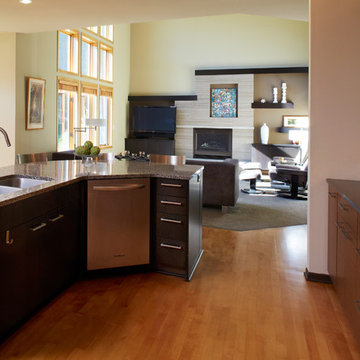 1990s Home Gets Modern Makeover