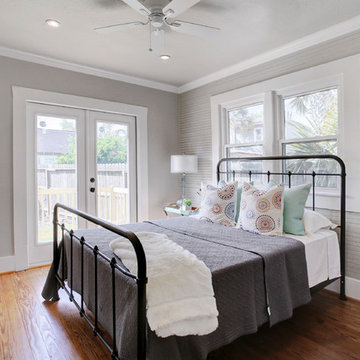 1920s Bungalow