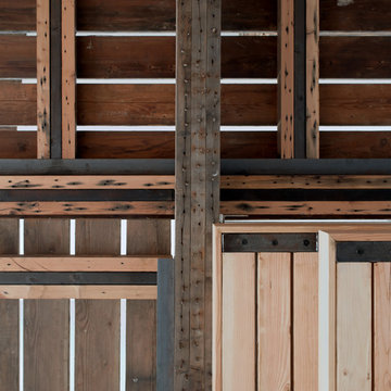 Art[i]fact House