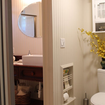 Traditional Farmhouse Bathroom