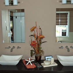 Designer Bathrooms: Bathroom Products, Custom Designed, Sinks - Bathroom Sinks