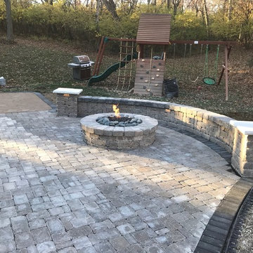 Fire Pits & Outdoor Fireplaces