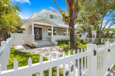 Exterior home photo in Tampa