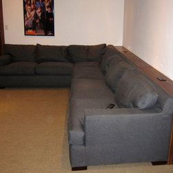 Hunegs - Sectional Sofas