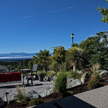 Cliffside Paradise