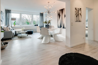 Mid-Century Wohnzimmer in Hamburg