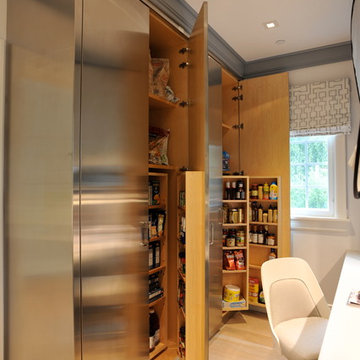 Built In Shelving / Custom Furniture