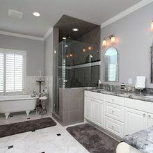 clawfoot tub
