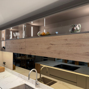 Grey and Oak Handleless Kitchen in Newburgh